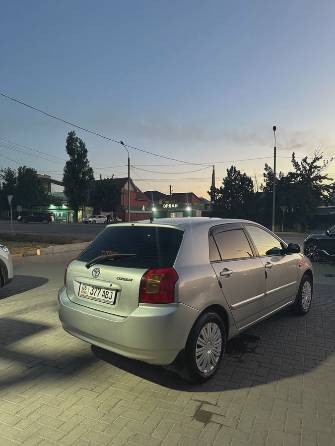 Toyota Corolla IX (E120, E130) 1.6 MT