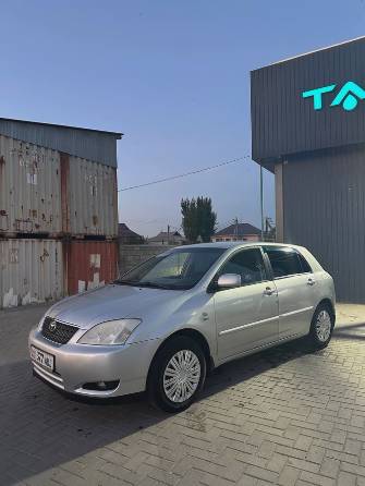 Toyota Corolla IX (E120, E130) 1.6 MT