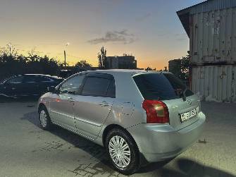 Toyota Corolla IX (E120, E130) 1.6 MT