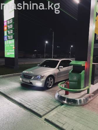 Lexus IS I 200 2.0 AT