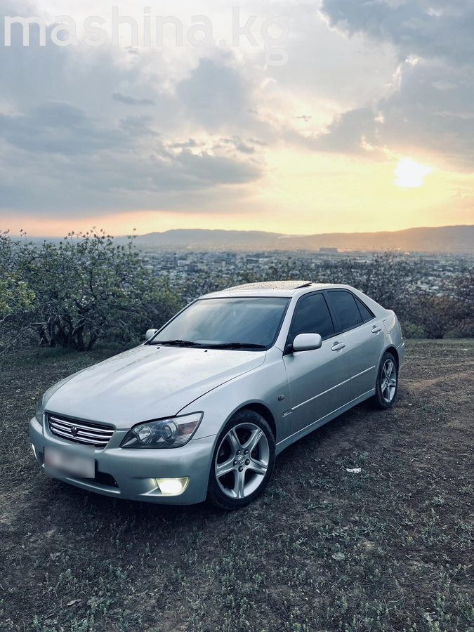 Lexus IS I 200 2.0 AT