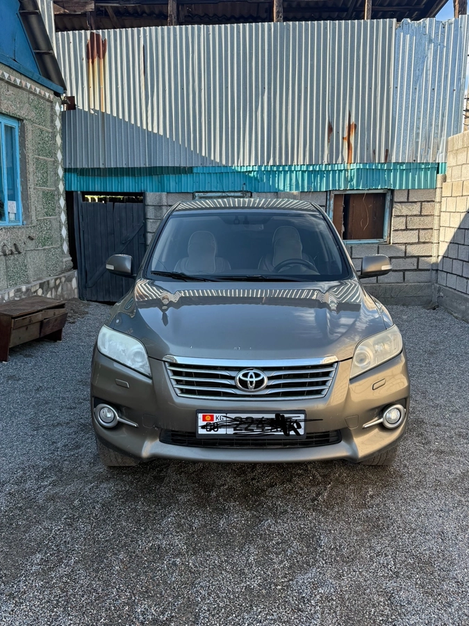 Toyota RAV4 III (XA30) Рестайлинг 2.0 CVT 4WD