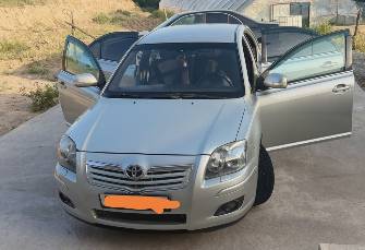 Toyota Avensis II Рестайлинг 1.8 MT
