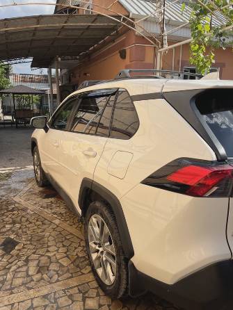 Toyota RAV4 V (XA50) 2.0 CVT