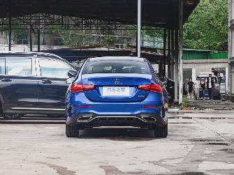 Mercedes-Benz A-Класс IV (W177) Рестайлинг 200 1.3 AMT