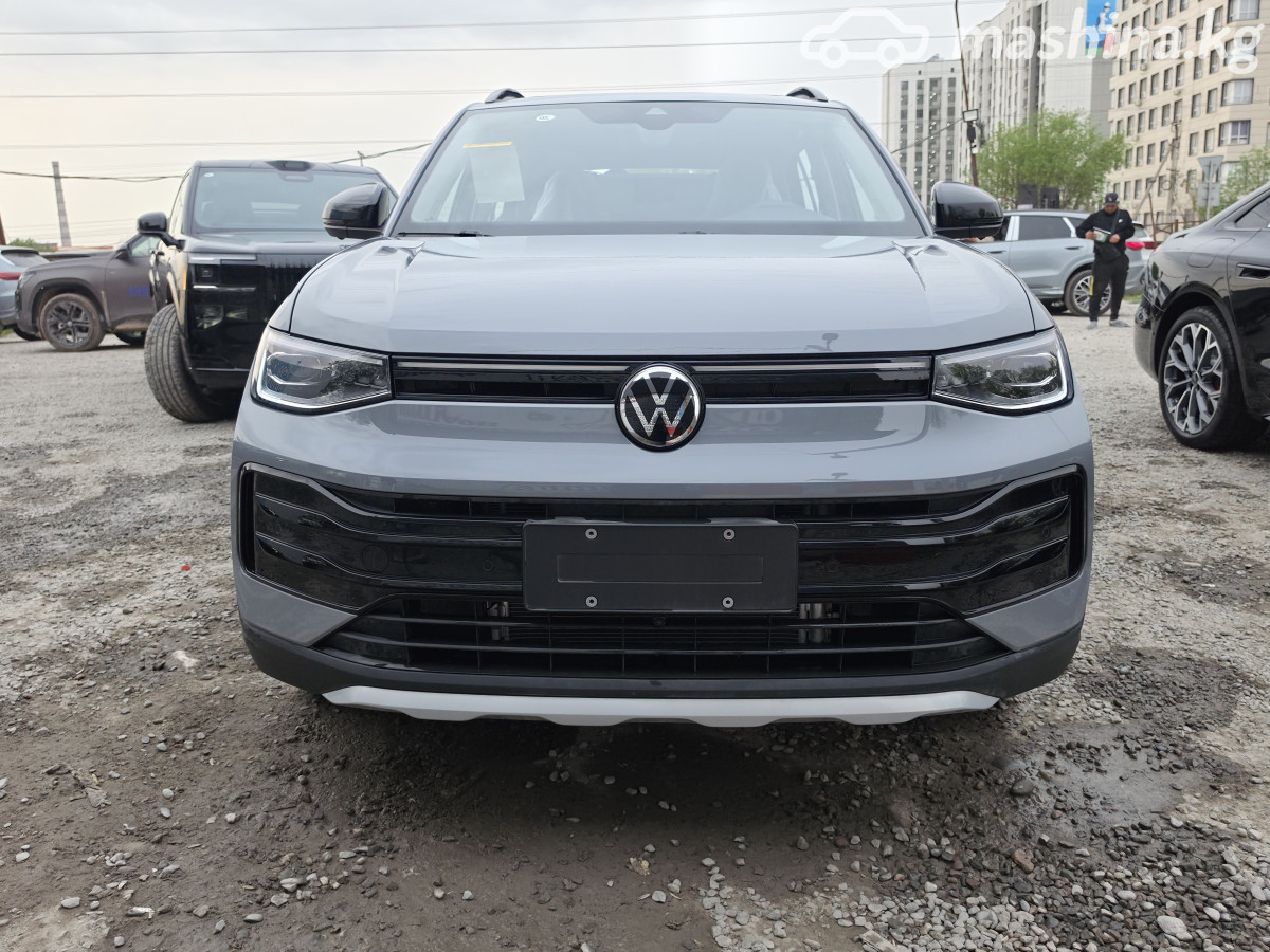 Открыть фото Volkswagen Tharu XR 1.5 AT
