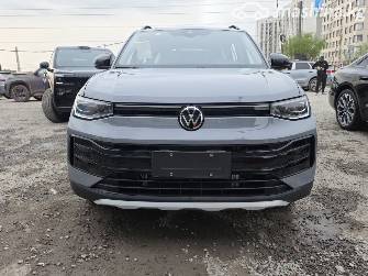 Volkswagen Tharu XR 1.5 AT
