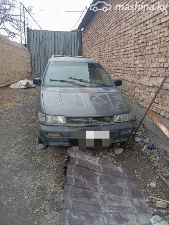 Mitsubishi Space Wagon II 2.0 MT