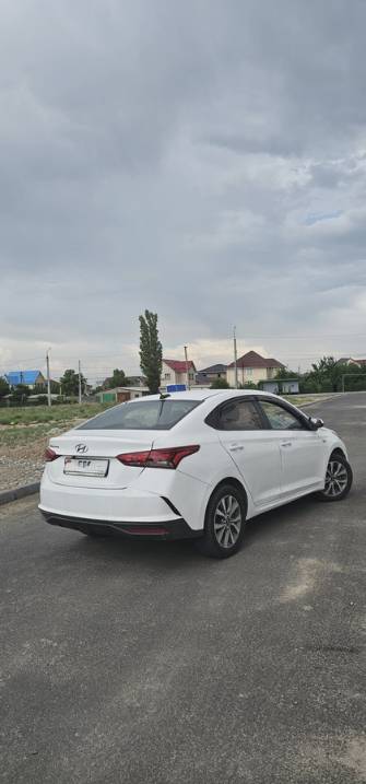 Hyundai Solaris II Рестайлинг 1.6 AT
