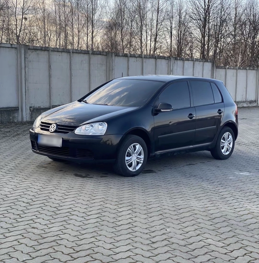 Volkswagen Golf V 1.6 AT
