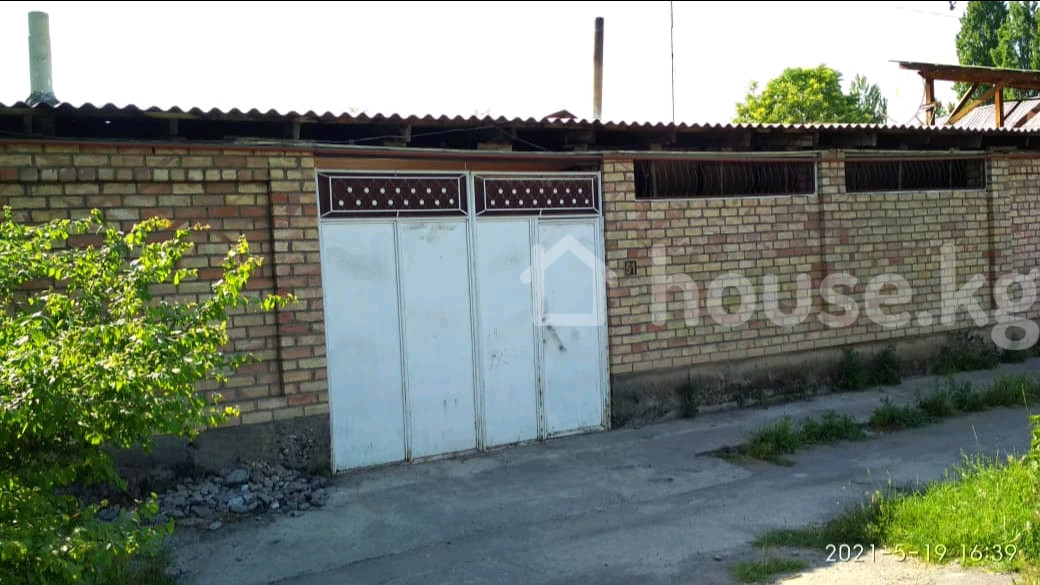 Дом, 6 и более комнат, 300 м2