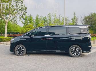 Hongqi HQ9 2.0 AT