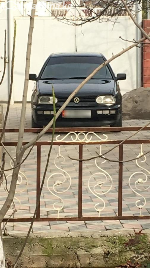 Открыть фото Volkswagen Golf III 1.8 MT