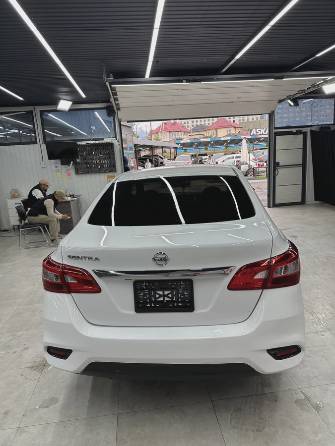 Nissan Sentra VII (B17) Рестайлинг 1.8 CVT