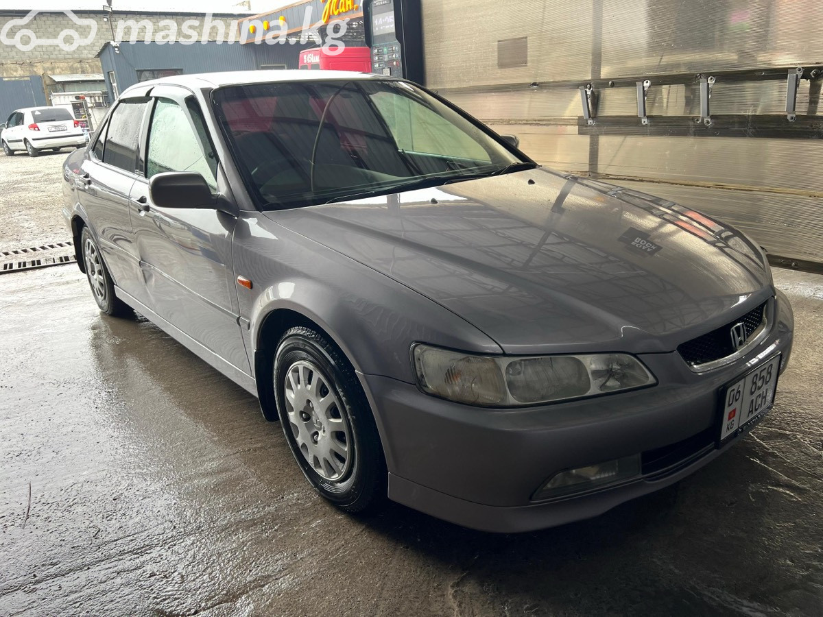 Открыть фото Honda Accord VI 1.8 AT