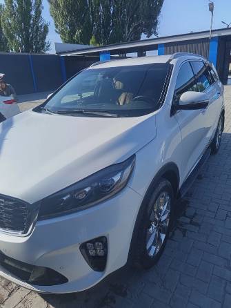 Kia Sorento III Prime Рестайлинг 2.2d AT 4WD
