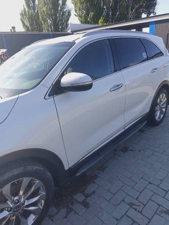 Kia Sorento III Prime Рестайлинг 2.2d AT 4WD