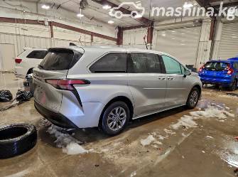 Toyota Sienna IV 2.5hyb AT