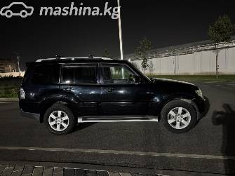 Mitsubishi Pajero IV 3.2d MT 4WD