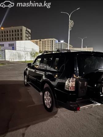 Mitsubishi Pajero IV 3.2d MT 4WD