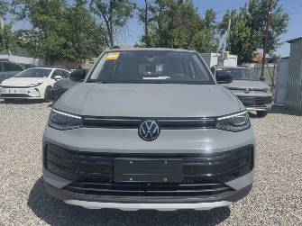Volkswagen Tharu XR 1.5 AT