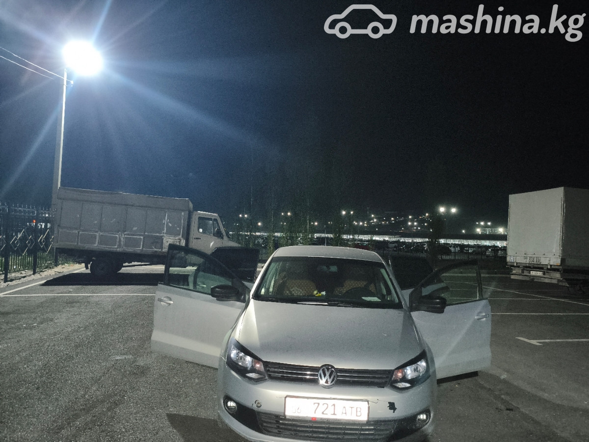 Открыть фото Volkswagen Polo V 1.6 MT
