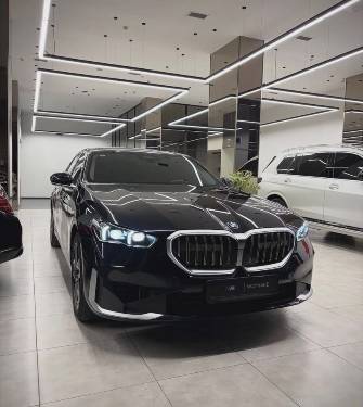 BMW i5 M60 xDrive Electro AT 4WD