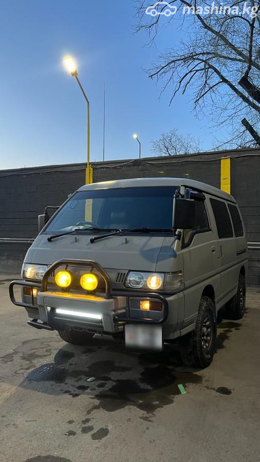 Mitsubishi Delica IV 2.5d AT 4WD
