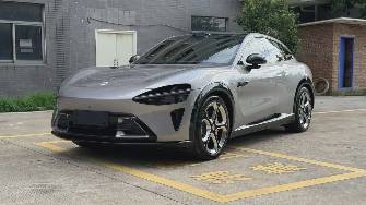 Xiaomi YU7 Electro AT 4WD