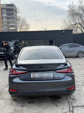 Lexus ES VII Рестайлинг 300h 2.5hyb CVT