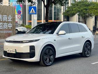 LiXiang L6 1.5hyb AT 4WD