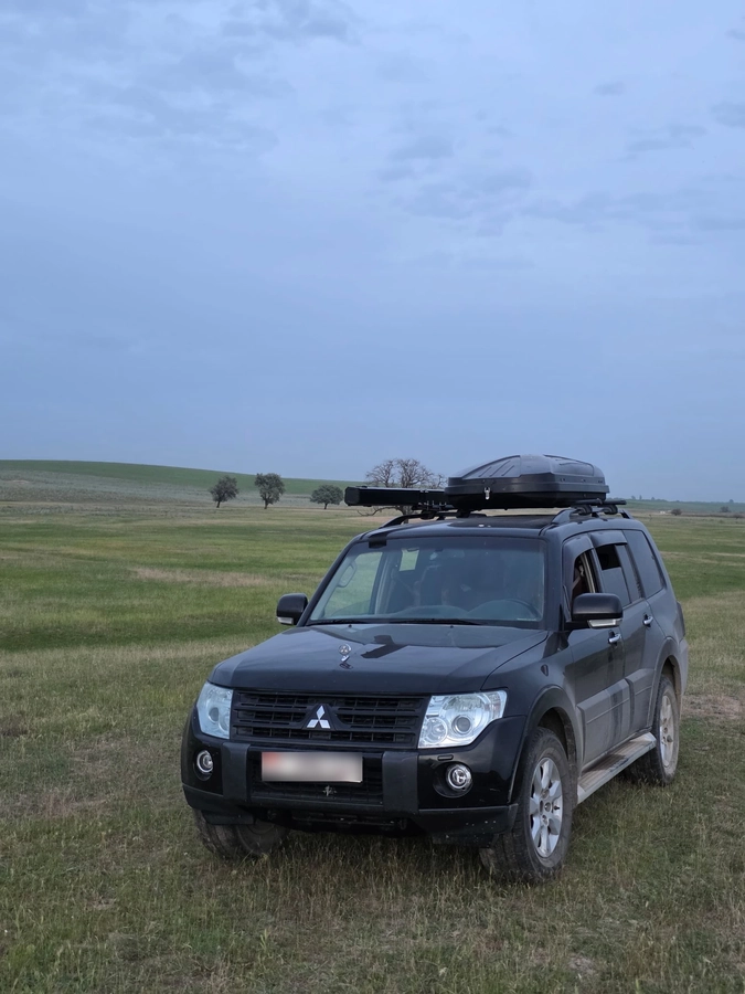 Mitsubishi Pajero IV 3.0 AT 4WD