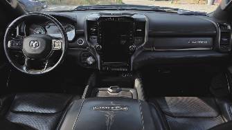 Dodge RAM RAM 1500 V Quad Cab 5.7 AT 4WD
