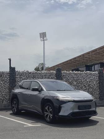 Toyota bZ4X Electro AT
