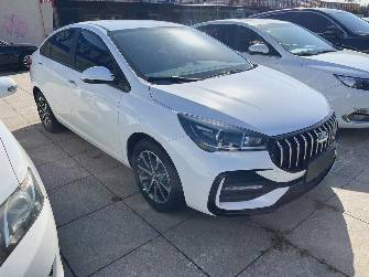 CHERY Arizzo 5 1.5 MT
