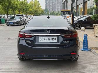 Mazda Atenza III Рестайлинг 2 2.0 AT