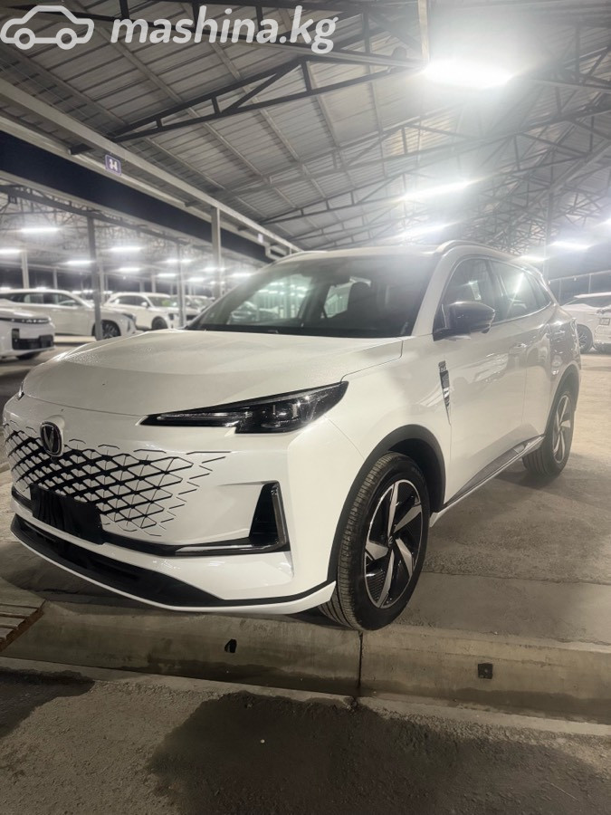 Открыть фото Changan CS55PLUS I Рестайлинг 1.5 AMT