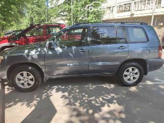 Toyota Highlander I (U20) Рестайлинг 3.3 AT 4WD