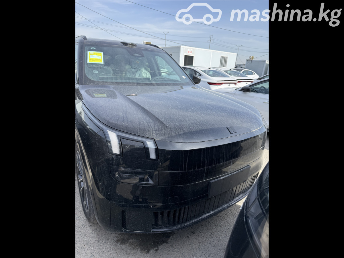 Lynk & Co 900 2.0hyb AT 4WD
