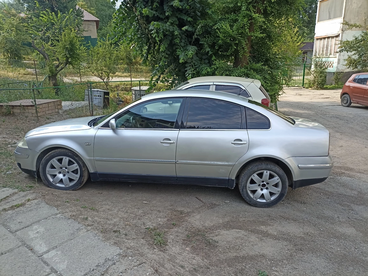 Открыть фото Volkswagen Passat B5 Рестайлинг 1.6 MT