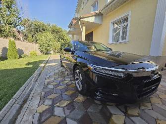 Honda Accord X 1.5 CVT