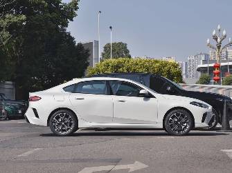 BMW 2 серии F74/78 220i 1.5 AMT