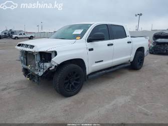 Toyota Tundra II Рестайлинг CrewMax 5.7 AT 4WD