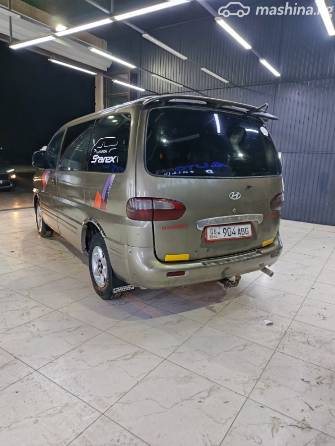 Hyundai Starex (H-1) I 2.5d MT