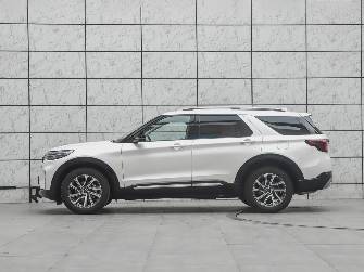 Ford Explorer V Рестайлинг 2.3 AT