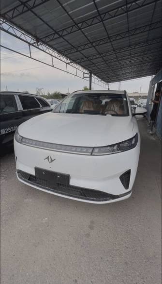 Dongfeng eπ 008 82.28 kWh 1.5hyb AT 4WD