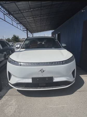 Dongfeng eπ 008 82.28 kWh 1.5hyb AT 4WD