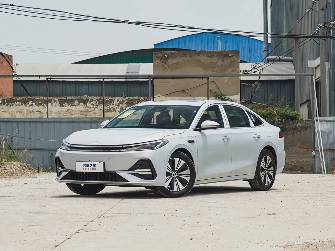 Geely Galaxy A7 1.5hyb AT