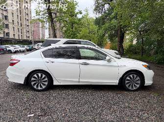 Honda Accord IX Рестайлинг Plug-In 2.0hyb CVT