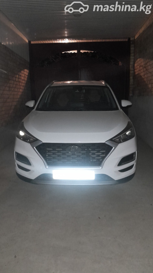 Открыть фото Hyundai Tucson III Рестайлинг 2.0d AT 4WD